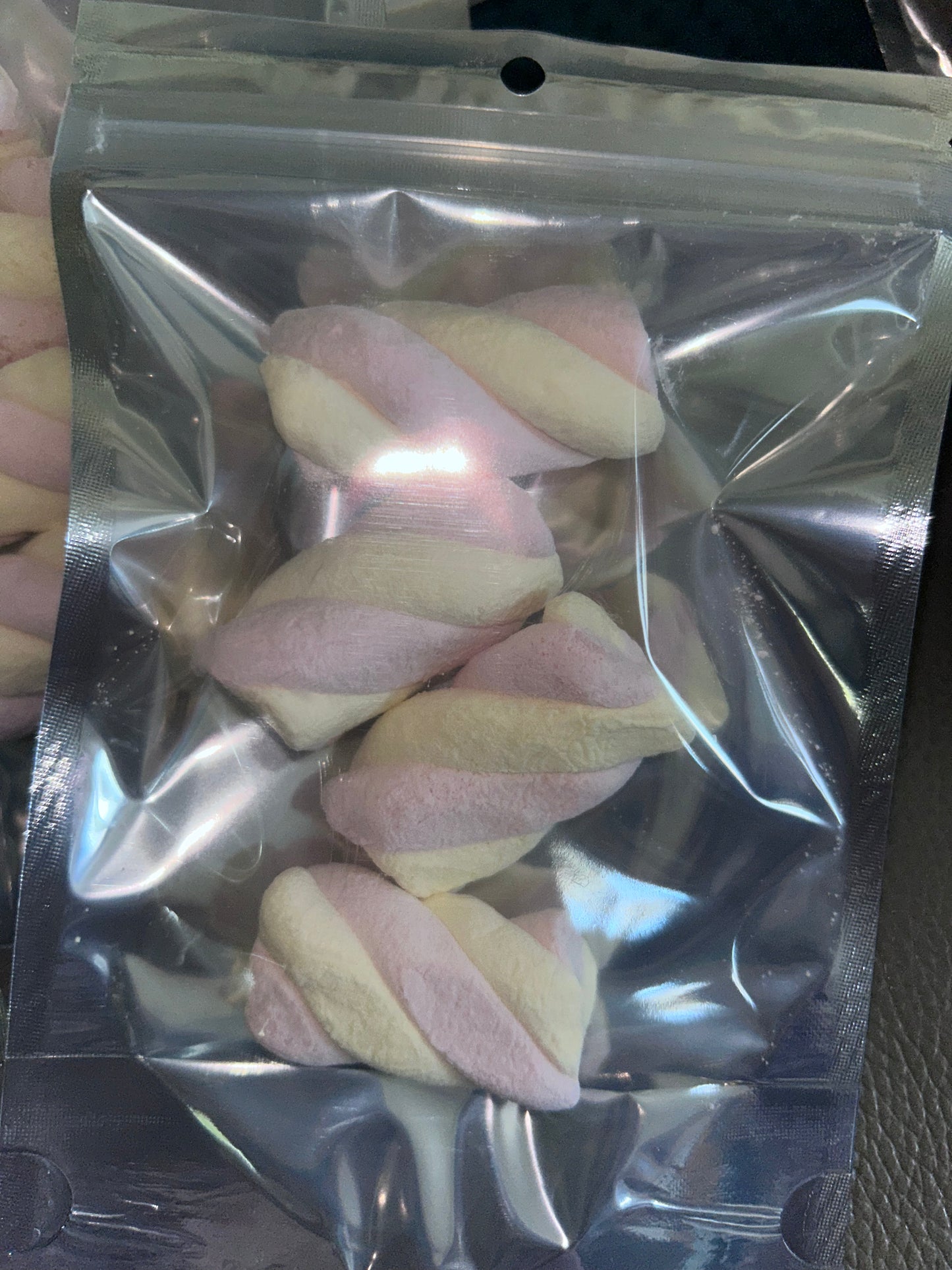 Freeze dried mini flumps (4)