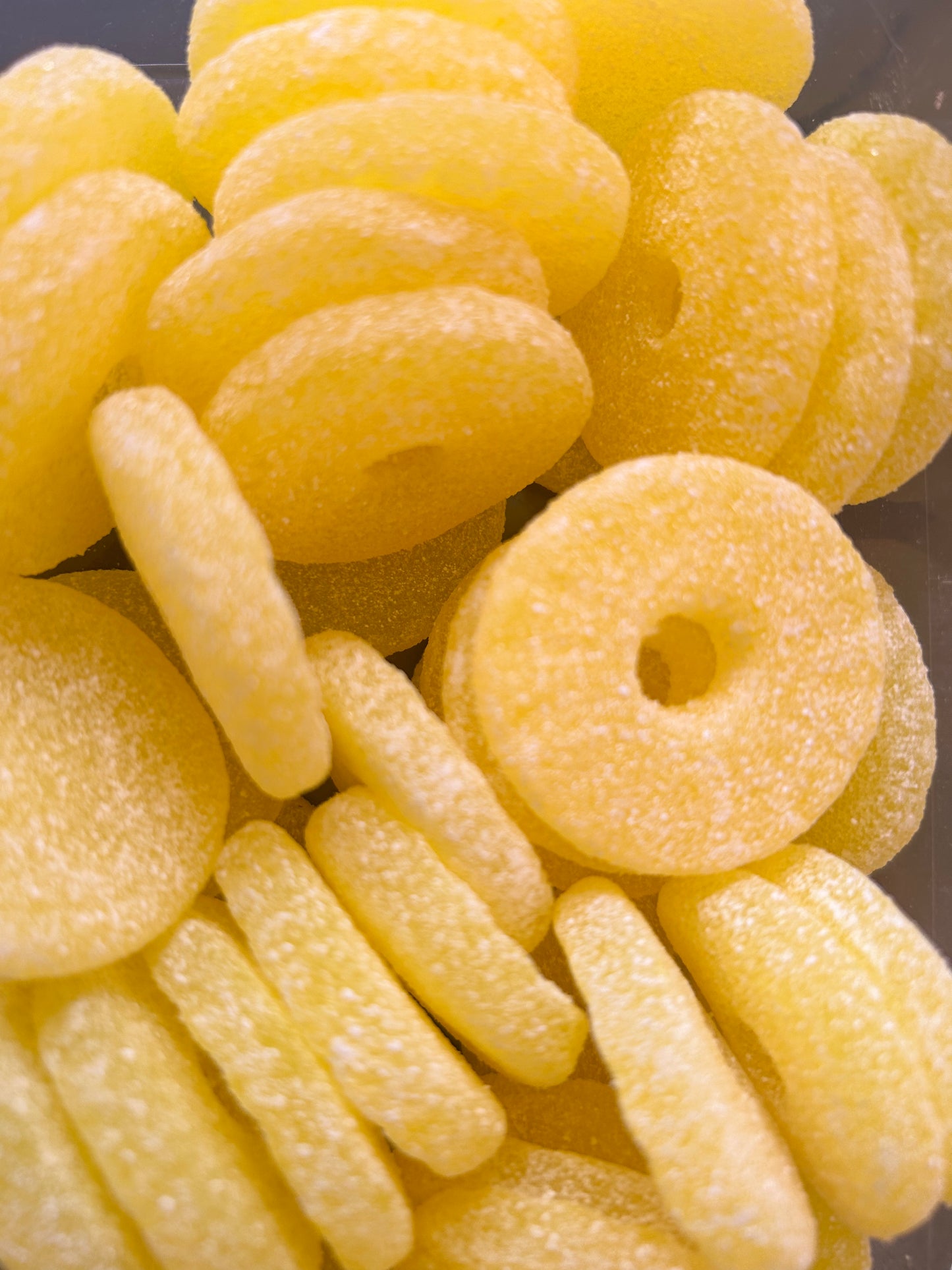 Fizzy pineapple slices (vegan)