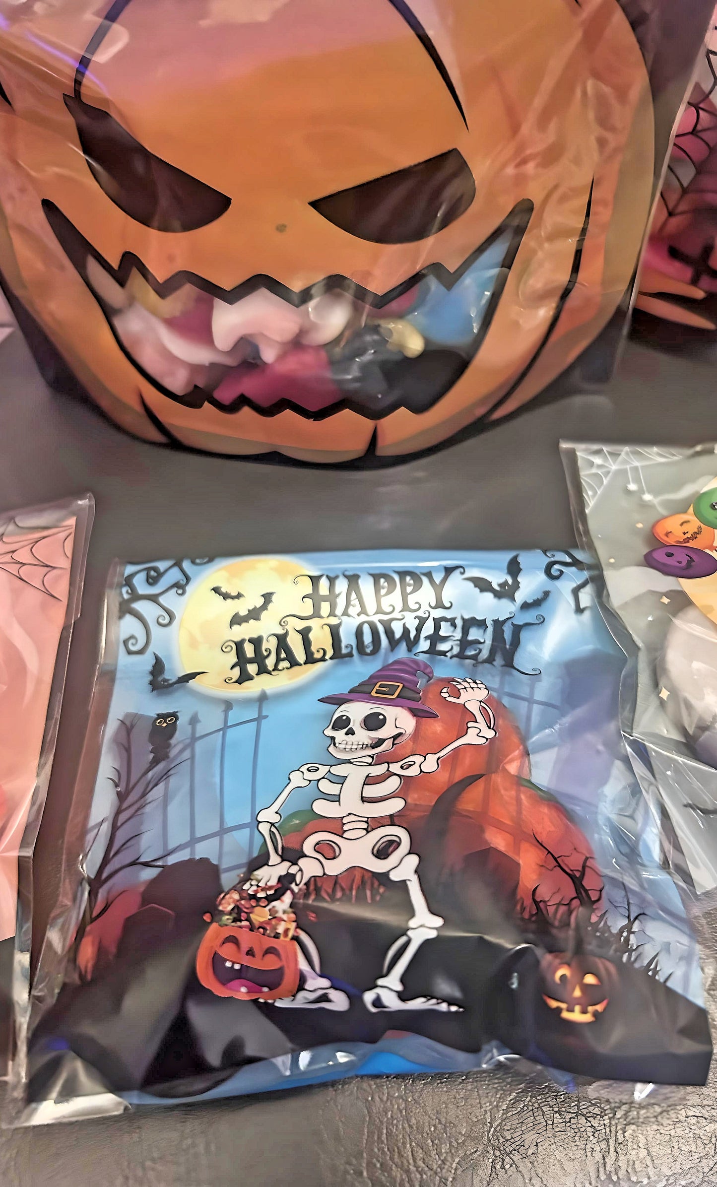 Spooky Halloween small treat bags 35g