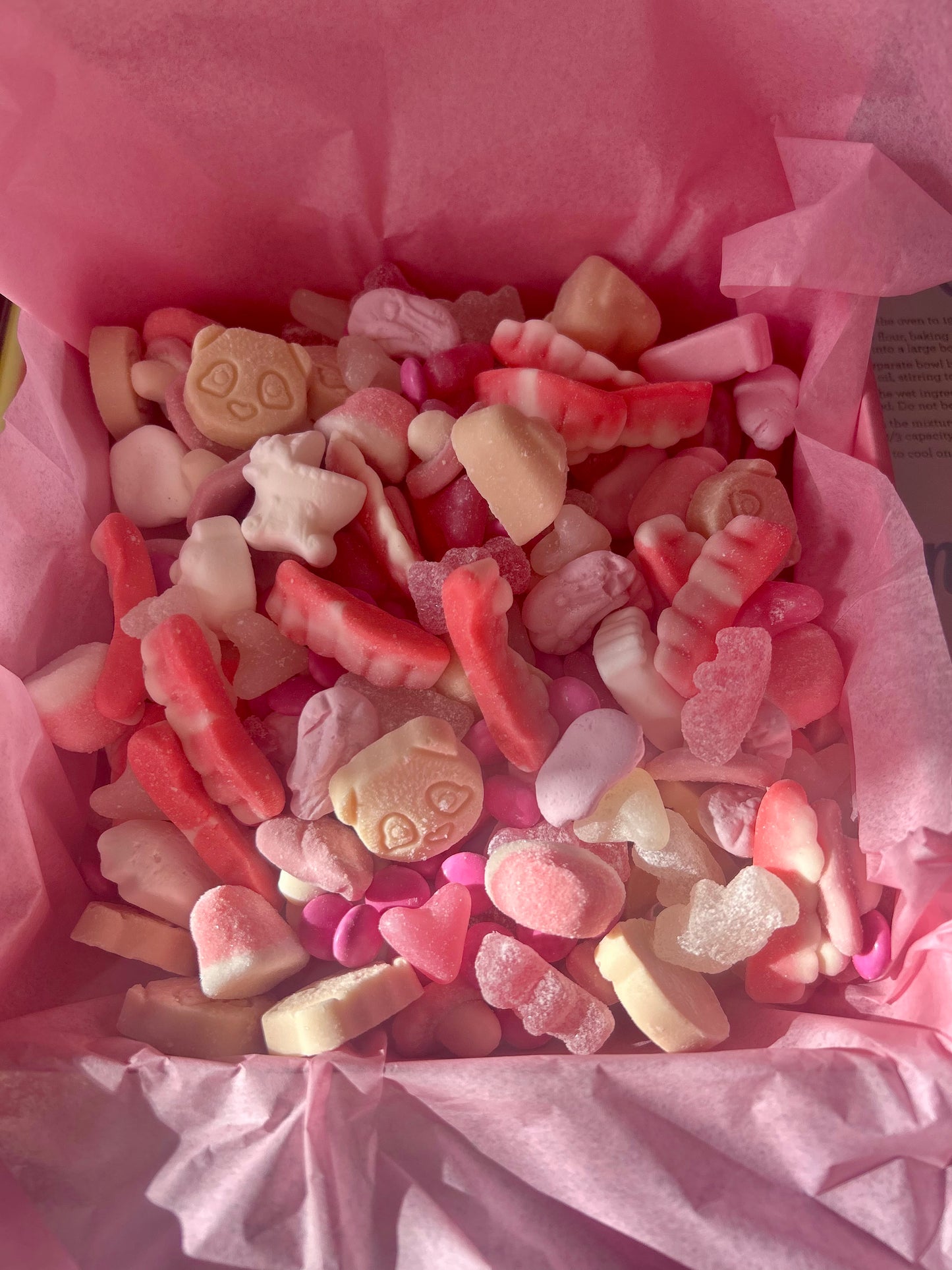 Custom or pre mixed pick n mix sweet box 1kg