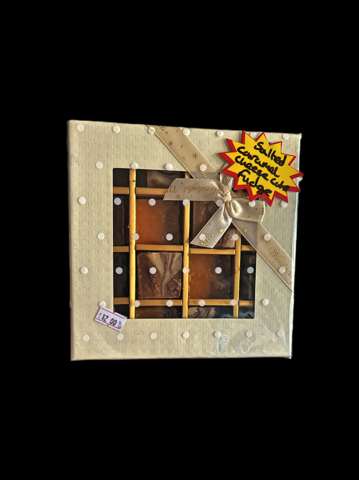 Dubai style/salted caramel cheesecake with biscoffi fudge gift sets