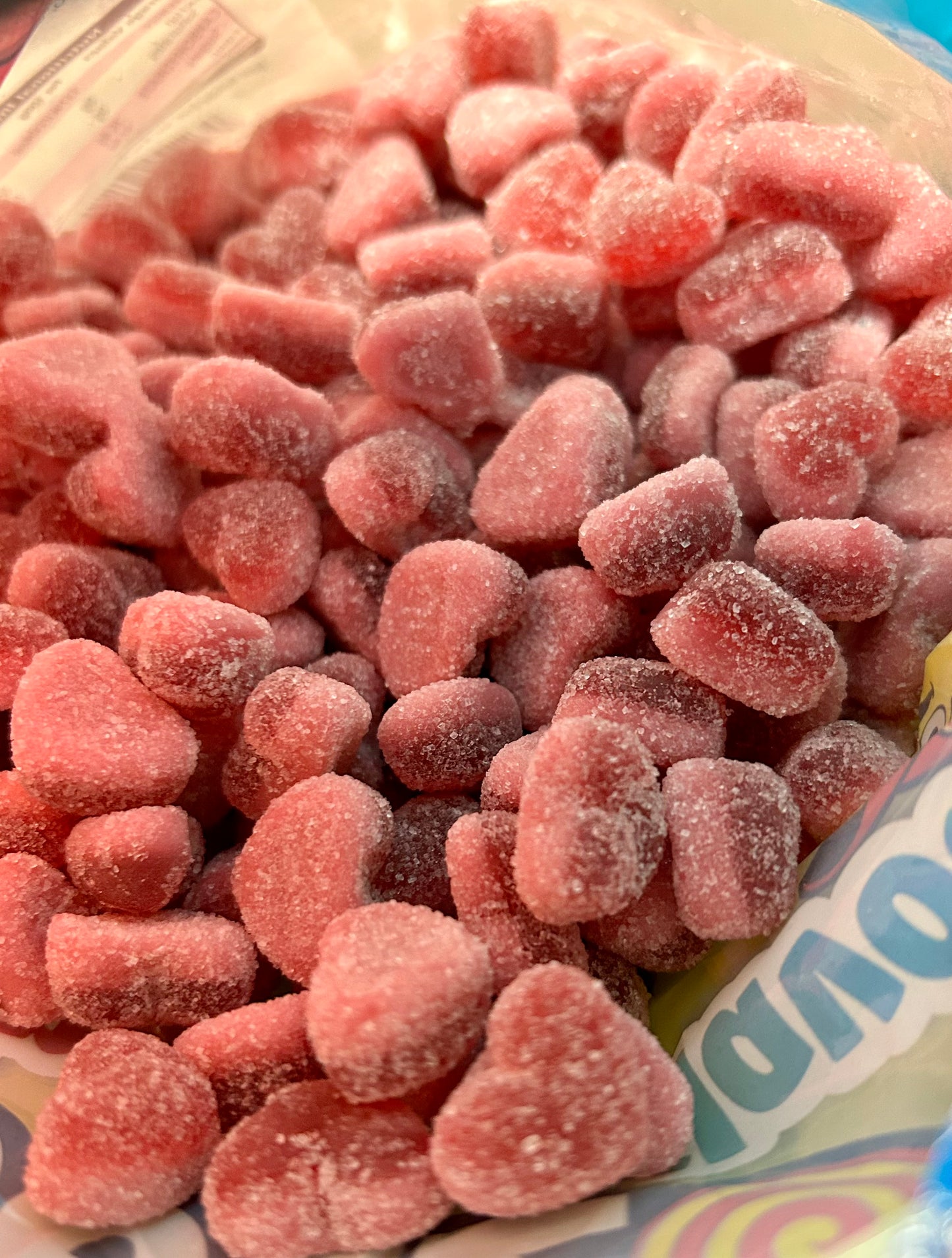 Fizzy strawberry hearts