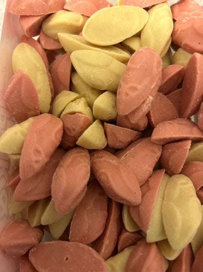 Hannah’s Pink & white mice